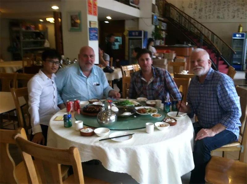 1460512564137723.jpg 外貿(mào)接待老外.jpg